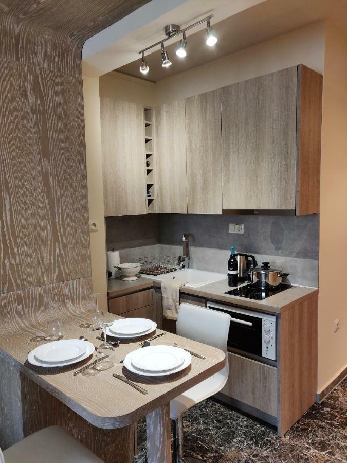 Agias Sofias Street Luxurious Studio Солун Екстериор снимка