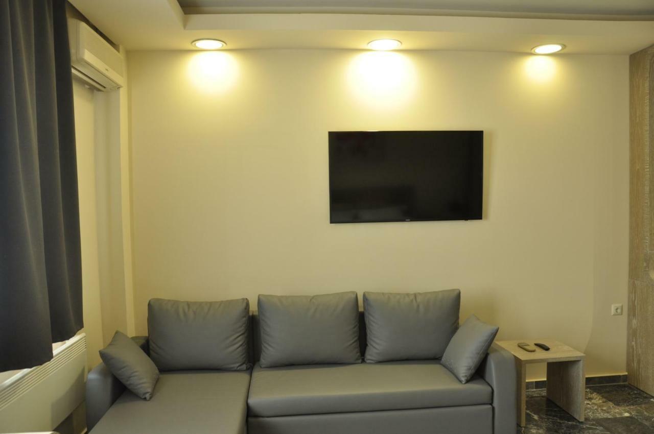 Agias Sofias Street Luxurious Studio Солун Екстериор снимка